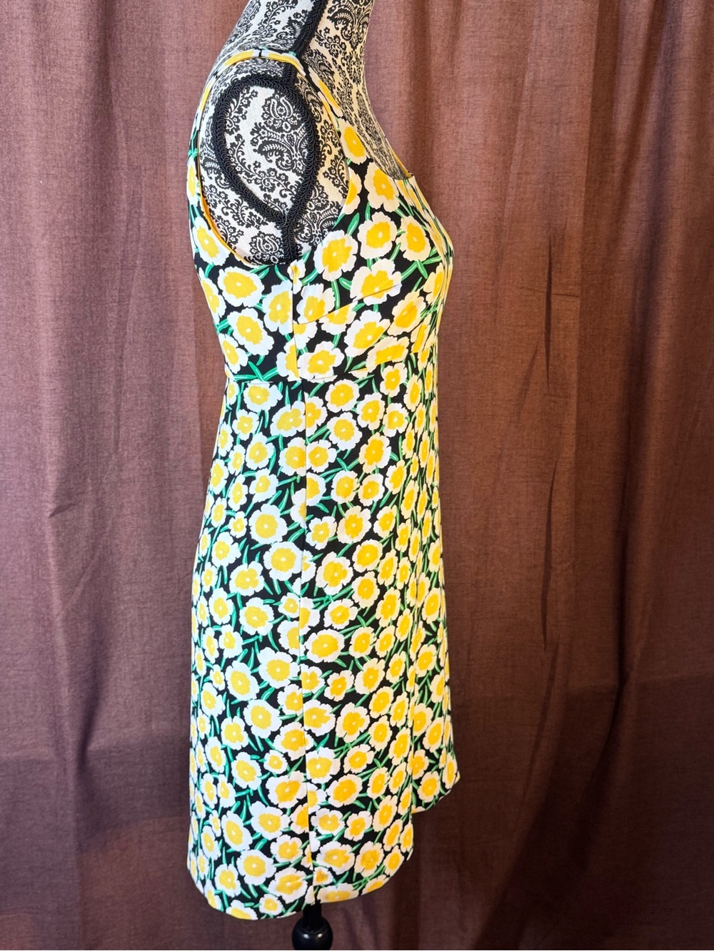 Diane Von Furstenberg Floral Sunburst Sleeveless Dress - Yellow Floral size 2 - Picture 4 of 6